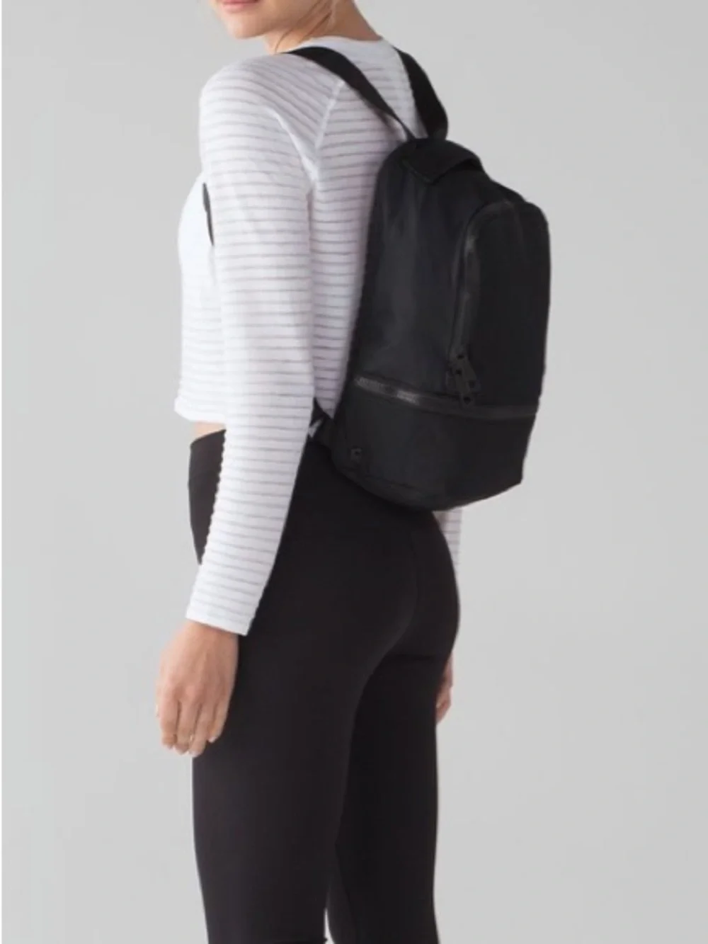 Lululemon Go Lightly Backpack Mini Black